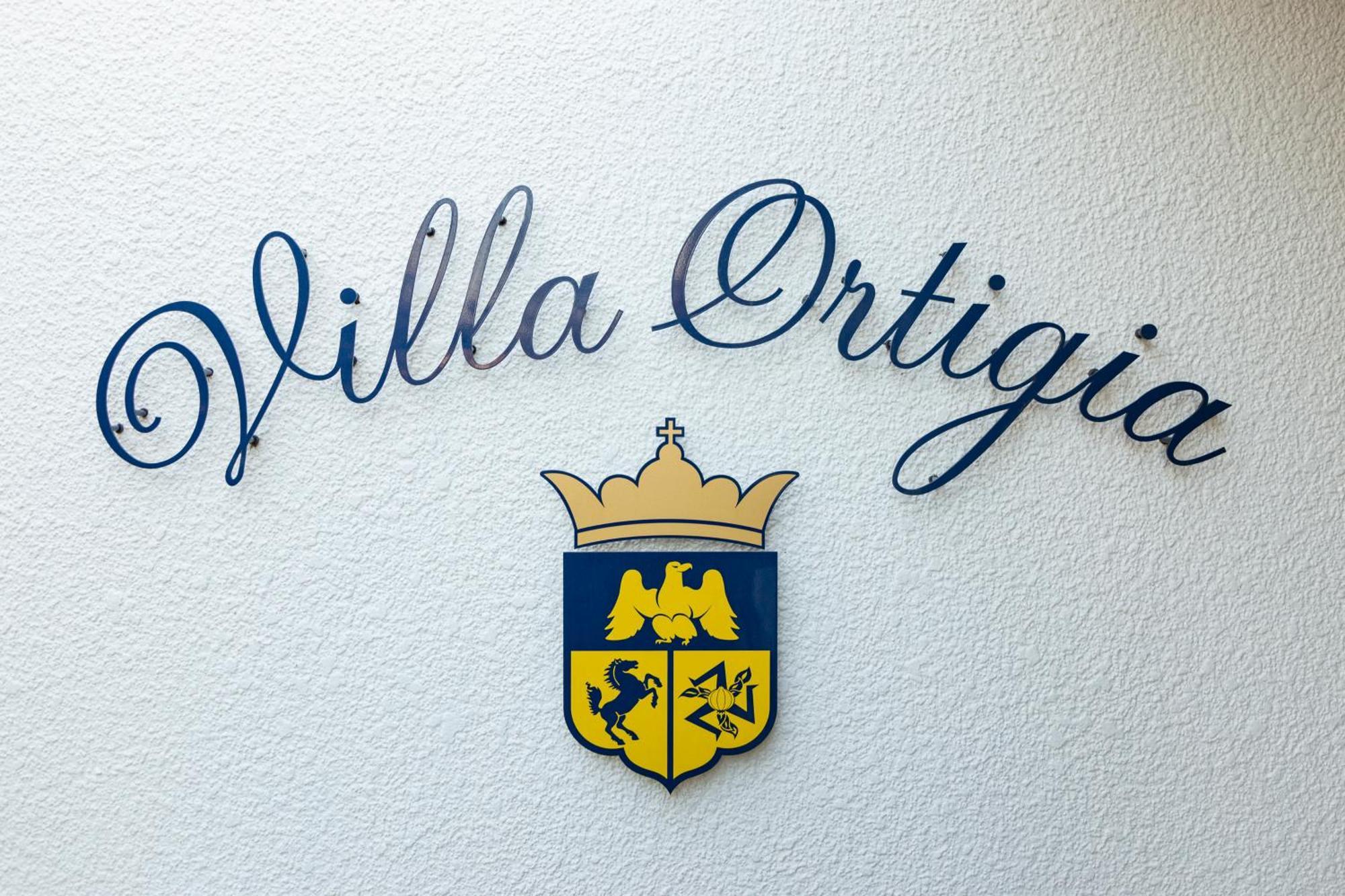 Villa Ortigia Minamiawaji Buitenkant foto